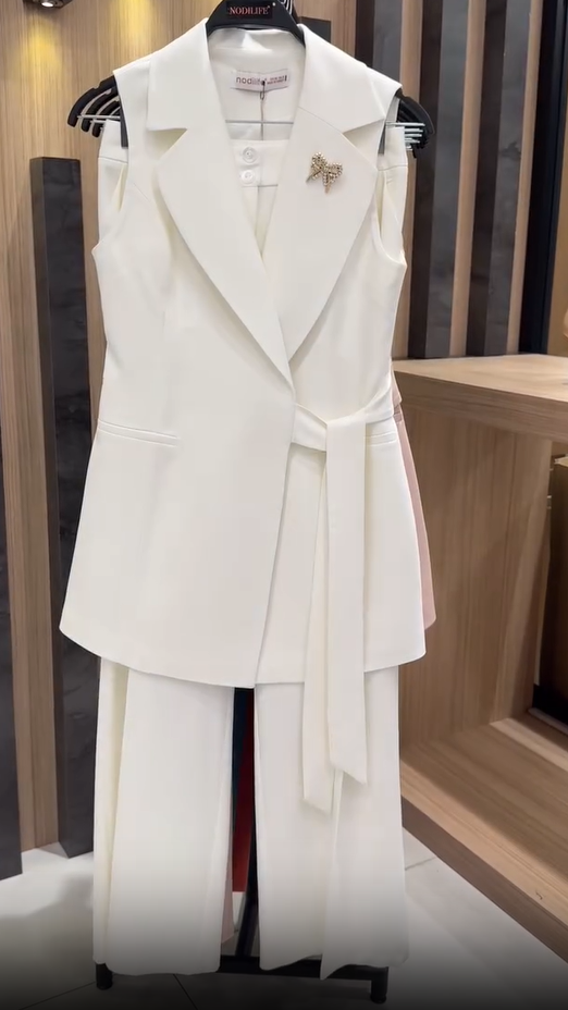 Valentina | Conjunto Elegante Sin Mangas